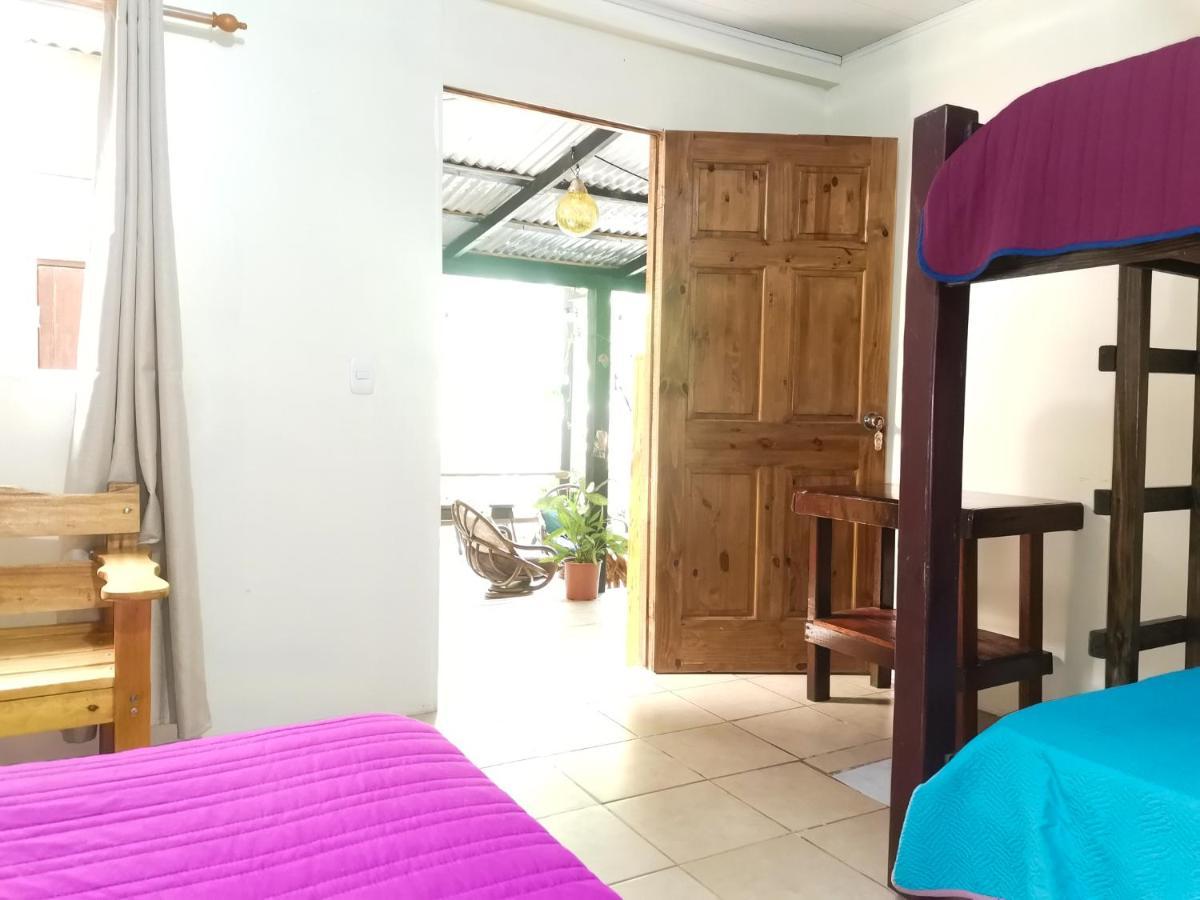 Drakes Bay Casita Happy Feet And Tours Corcovado酒店 外观 照片